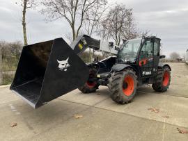 Predaj teleskopických nakladačov Bobcat a Massey 