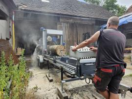 Mobilní kmenová Pásová pila TP-600