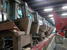 Automatizovaná uhlová kotúčová píla StrojCad D9 s triedením reziva