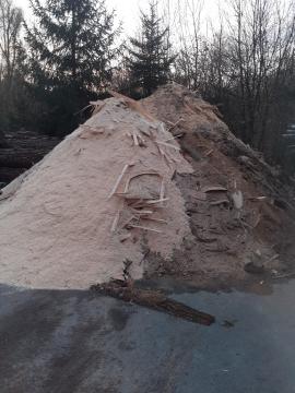 Drevný odpadový materiál