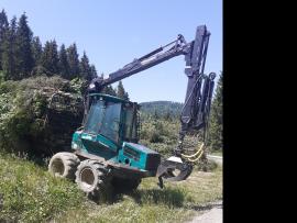Strojník, operátor ( vývoznej súpravy) a pílčík