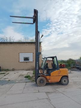 VZV Junghenreich 5t, zdvih 5,95m, LPG - 2 bomby na vozíku