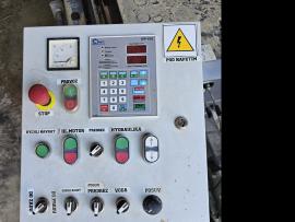 Prodám použitou Pásovou pilu TP-600 mobilní, stav jak Nová