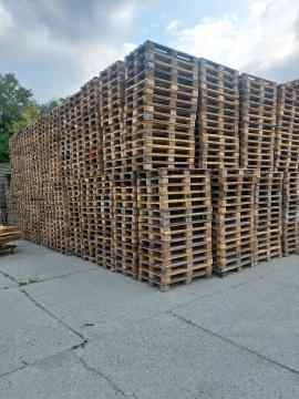 Drevené palety 120 x 100 cm a 120 x 80 Eur.